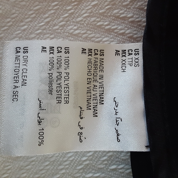 Bar lll black blazer Size XXS 100% Polyester $30 - Picture 8 of 8